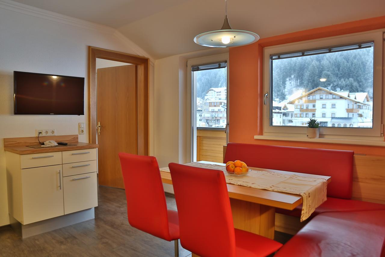 Apart Altamira Ischgl Pokoj fotografie